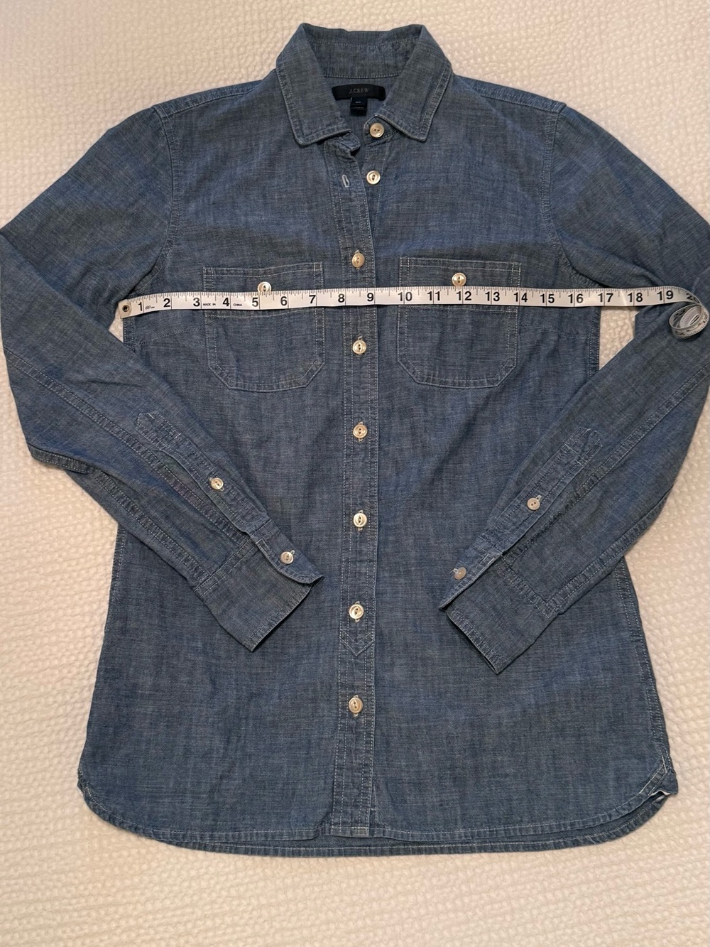 J. Crew | Chambray Button-Down Shirt in Blue | Size = 00 - Picture 3 of 7
